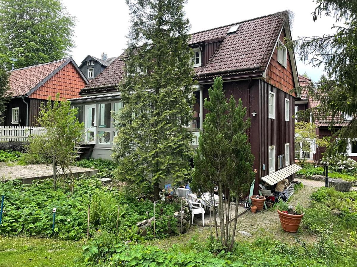 Liebevoll Eingerichtetes Ferienhaus Mit Grossem Garten เคลาส์ทาล-เซลเลอร์เฟลด์ ภายนอก รูปภาพ