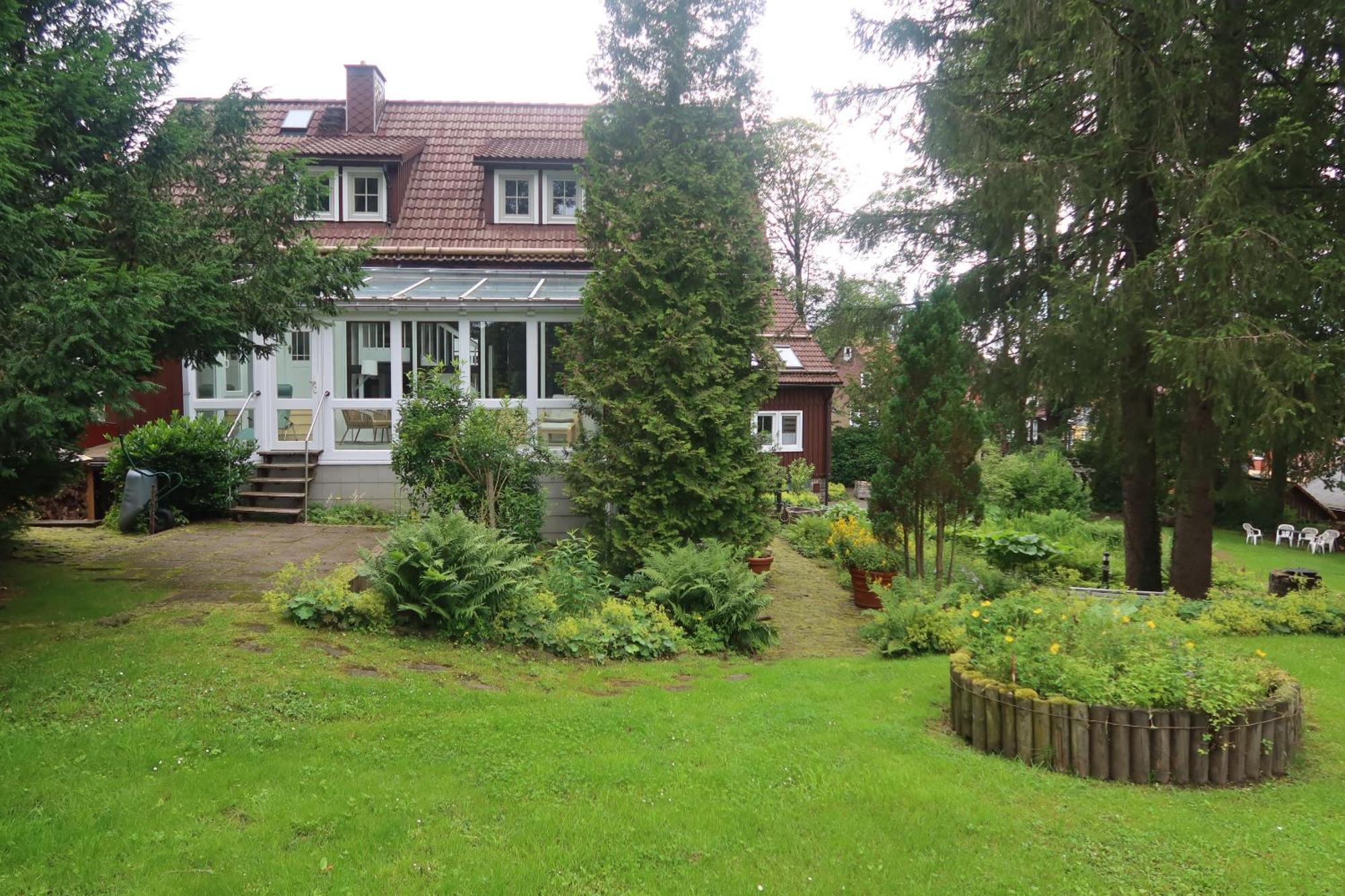 Liebevoll Eingerichtetes Ferienhaus Mit Grossem Garten เคลาส์ทาล-เซลเลอร์เฟลด์ ภายนอก รูปภาพ